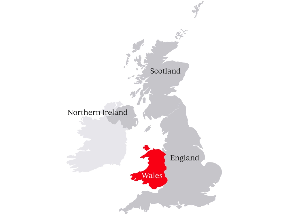 What is the average IQ score in UK nation Wales
